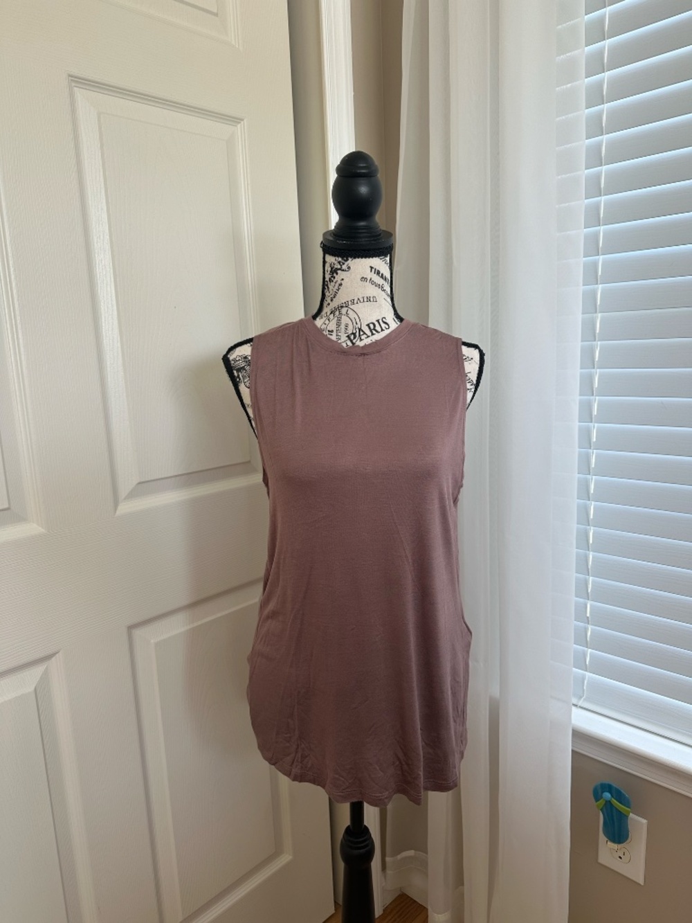 NWOT Forever 21 Long Tank Top